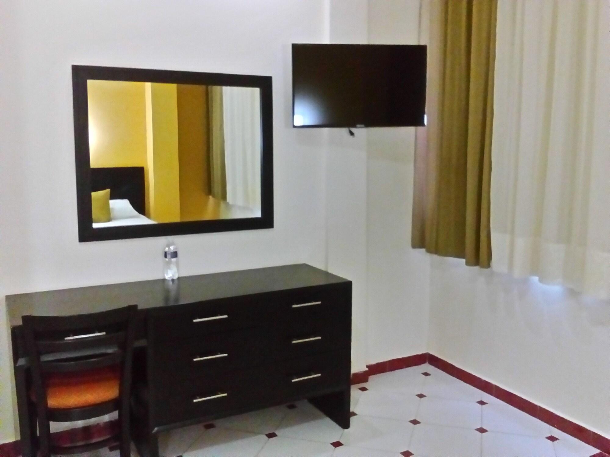 Hotel Impala De Tampico Esterno foto