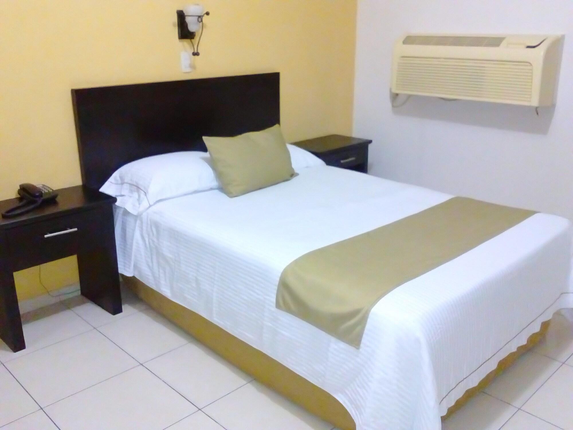 Hotel Impala De Tampico Esterno foto
